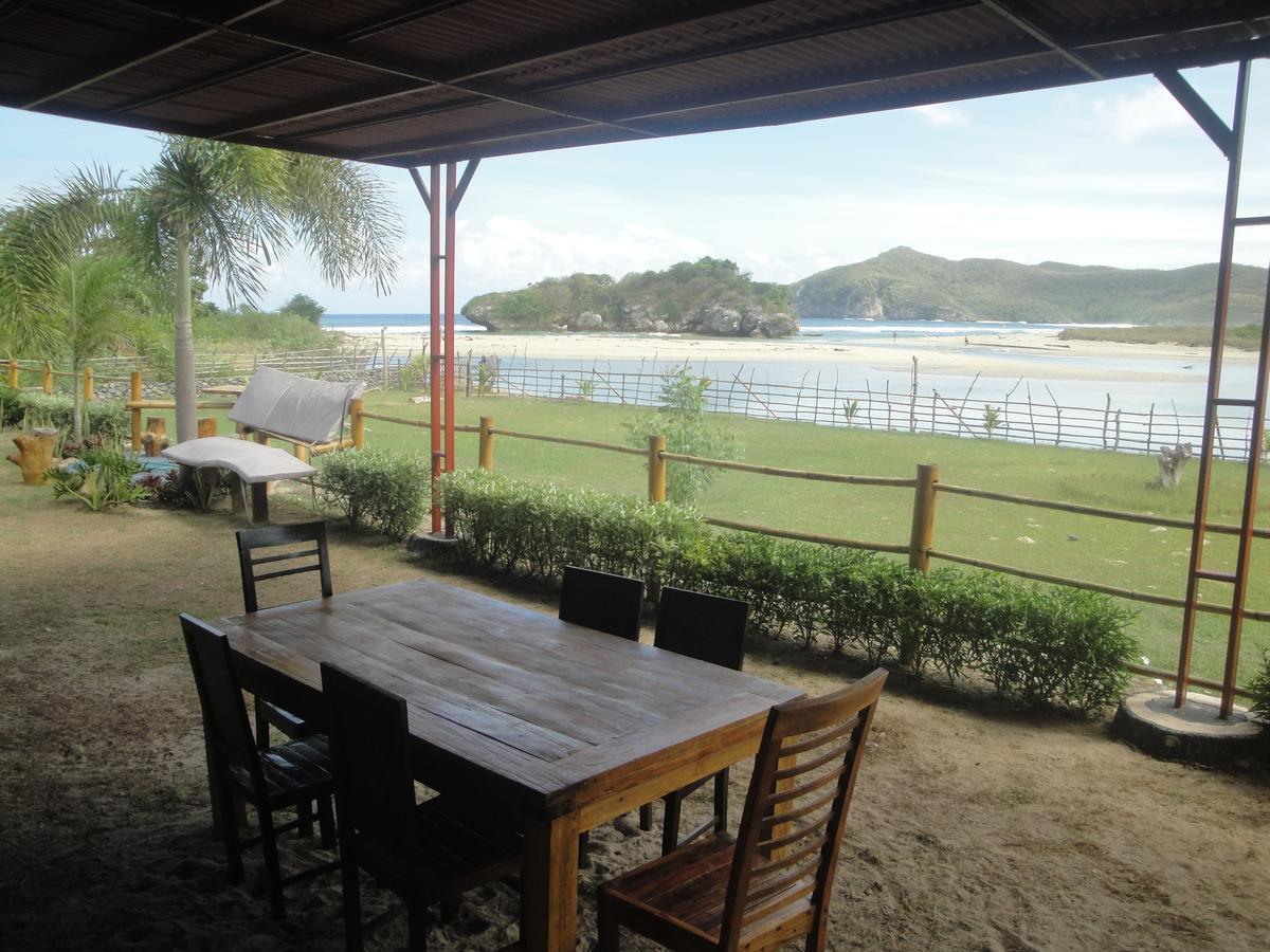Villa Surga Sumbawa Sekongkang Luaran gambar